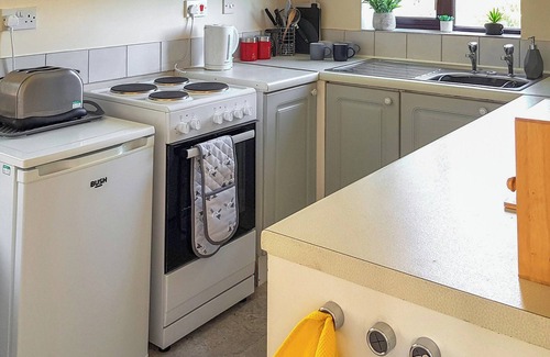 Hollow Meadows Cabaña | 2 bedroom accommodation in Dungworth, near Sheffield