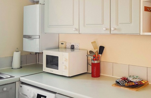 Hollow Meadows Cabaña | 2 bedroom accommodation in Dungworth, near Sheffield