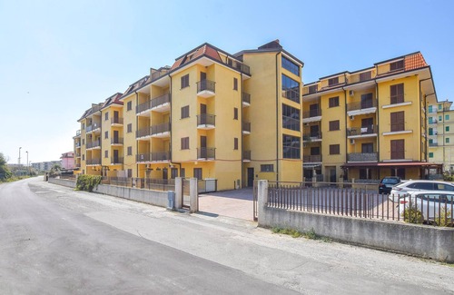 Nocera Scalo Apartamento | Alojamiento de 2 habitaciones en Nocera Terinese