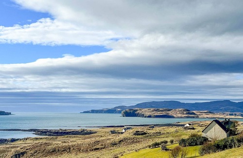 Broadford Cabaña | 2 bedroom accommodation in Broadford, Isle of Skye