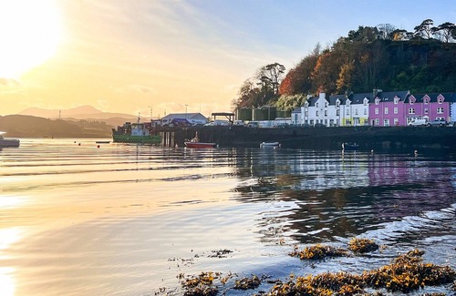 Broadford Cabaña | 2 bedroom accommodation in Broadford, Isle of Skye