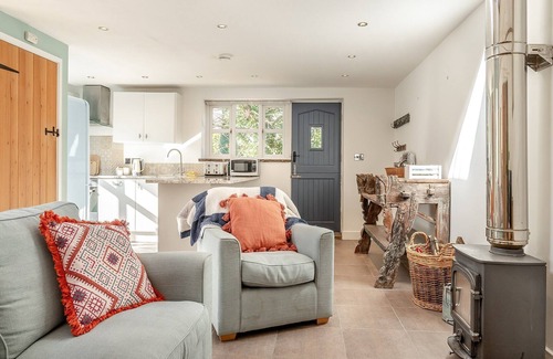 Sutton Cabaña | 2 bedroom accommodation in Langley, near Macclesfield