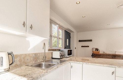 Sutton Cabaña | 2 bedroom accommodation in Langley, near Macclesfield