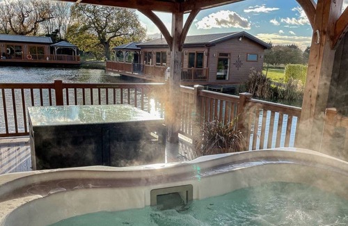 Caistor Cabina | 2 bedroom accommodation in Caistor, Market Rasen