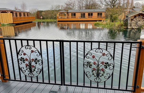 Caistor Cabina | 2 bedroom accommodation in Caistor, Market Rasen