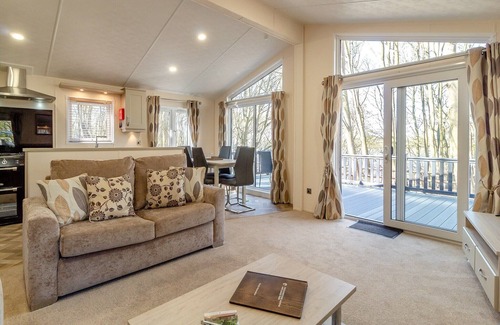 Woolverstone Cabina | 2 bedroom accommodation in Woolverstone, Ipswich