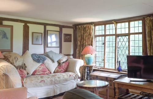 Hereford Cabaña | 2 bedroom accommodation in Mansel Lacy