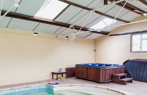 Abergavenny Cabaña | 2 habitaciones alojamiento en Llantilio Pertholey, cerca de Abergavenny