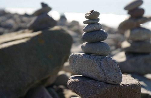 Dinas Dinlle Cabina | 2 bedroom accommodation in Caernarfon
