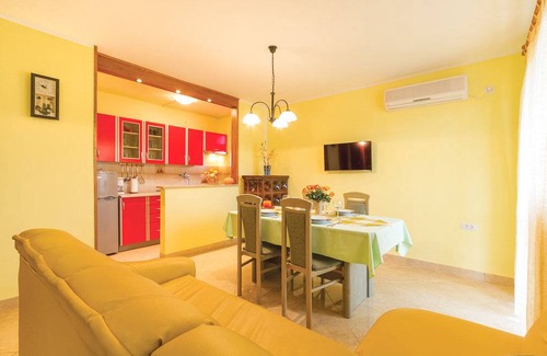 Cabrunici Casa | 2 bedroom accommodation in Cukrici