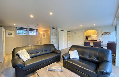 Callantsoog Cabaña | Discover the charm of this beautiful, detached bungalow in the car-free holiday park de Garnekuul.