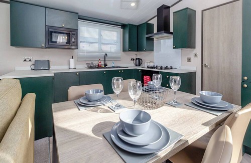 Congleton Chalet De Esquí | Alojamiento de 2 habitaciones en Eaton, Congleton