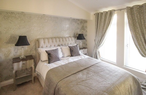 Congleton Cabina | 2 bedroom accommodation in Eaton, Congleton