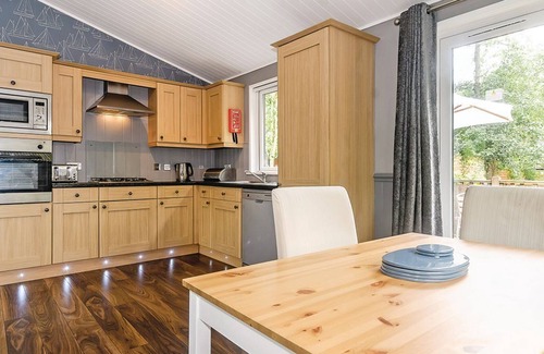 Churchill Cabina | 2 bedroom accommodation in Cotswolds
