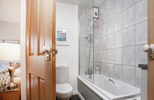 Stoke Fleming Cabaña | 2 bedroom accommodation in Stoke Fleming, near Dartmouth