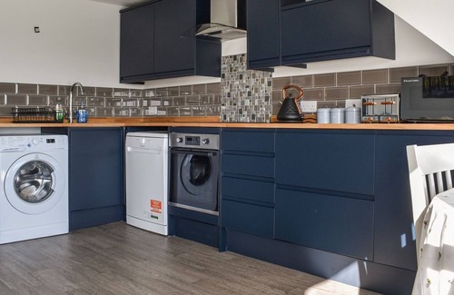 Droitwich Cabaña | 2 bedroom accommodation in Elmbridge