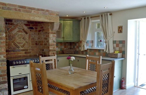 Over Haddon Cabaña | Alojamiento de 2 habitaciones en Over Haddon, near Bakewell