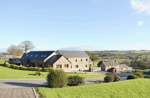 Felinfach Cabaña | Alojamiento de 2 habitaciones en Mydroilyn, cerca de Aberaeron