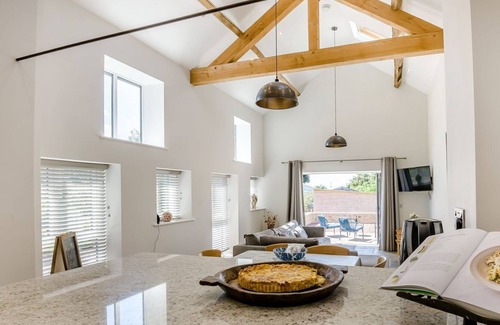 Fownhope Cabaña | 2 bedroom accommodation in Mordiford, near Hereford