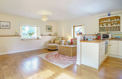 Lampeter Cabaña | 2 bedroom accommodation in Lampeter