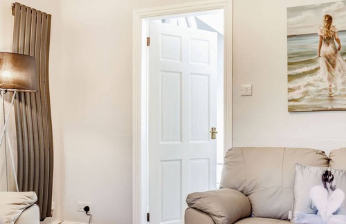 Nantwich Cabaña | 2 bedroom accommodation in Nantwich