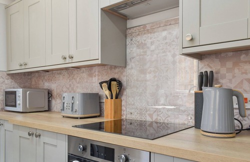 Weymouth Cabaña | 2 bedroom accommodation in Weymouth