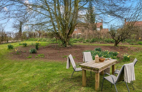 Aldborough Cabaña | 2 bedroom accommodation in Wickmere