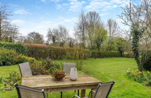 Aldborough Cabaña | 2 bedroom accommodation in Wickmere