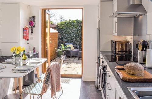 Brynteg Cabaña | Alojamiento de 2 habitaciones en Brynteg