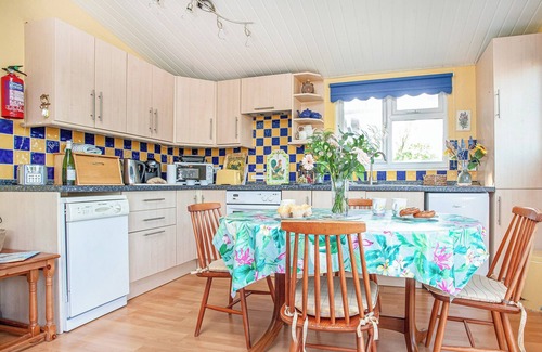 Treator Cabaña | A charming and characterful holiday home set within a well-regarded holiday park.