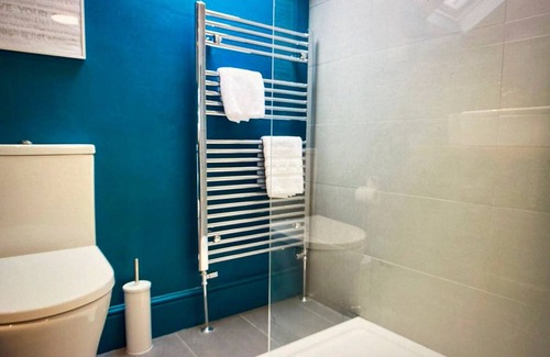 Scawton Cabaña | 2 bedroom accommodation in Terrington, near Claxton
