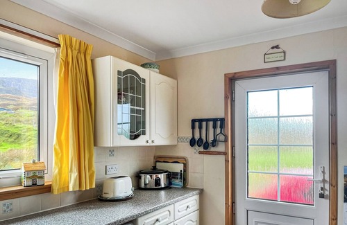 Digg Cabaña | 2 bedroom accommodation in Staffin