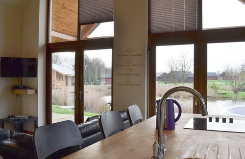 Aubourn Cabaña | Alojamiento de 2 habitaciones en Thorpe on the Hill, near Lincoln