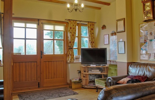 Caersws Cabaña | Alojamiento de 2 habitaciones en Trefeglwys, cerca de Caersws