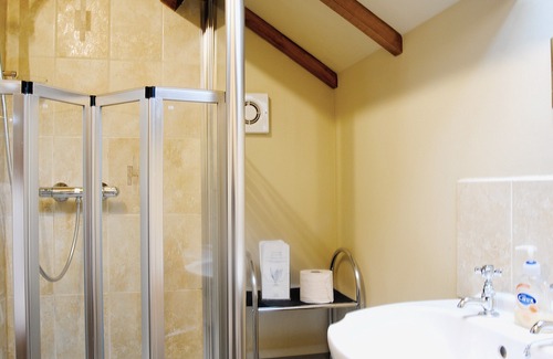 Caersws Cabaña | Alojamiento de 2 habitaciones en Trefeglwys, cerca de Caersws