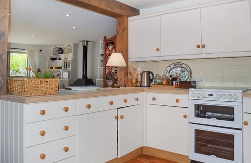Chard Cabaña | 2 bedroom accommodation in Wambrook, near Chard