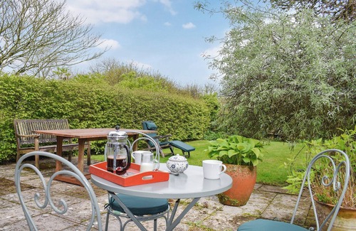 Chard Cabaña | 2 bedroom accommodation in Wambrook, near Chard