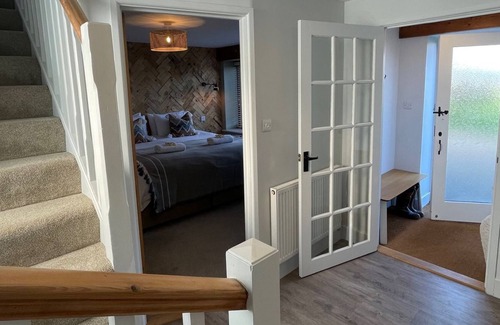 Muchelney Cabaña | 2 bedroom accommodation in Stathe