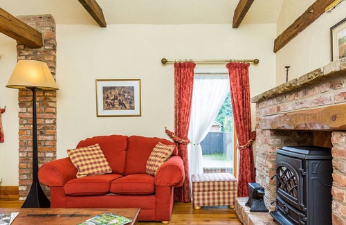 Stainton le Vale Cabaña | 2 bedroom accommodation in Louth
