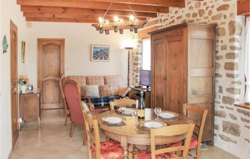 Plobannalec-Lesconil Casa | 2 Bedroom Amazing Home In Lesconil