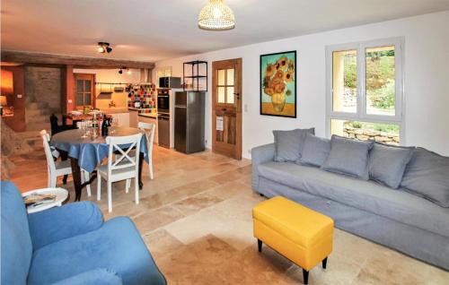 Apt Casa | 2 Bedroom Amazing Home In Apt