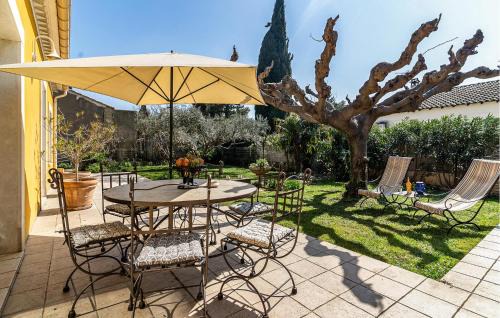 Paluds de Noves Casa | 2 Bedroom Amazing Home In Noves