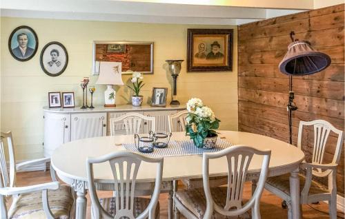 Farsund Casa | 2 Bedroom Amazing Home In Farsund