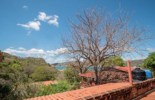San Juan del Sur Apartamento | 2 bedroom apartment with bay view, deck and roof terrace