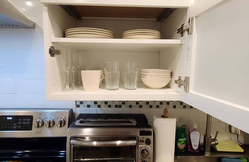 Erin Mills Apartamento | 2-Bedroom Apartment near UTM & Pearson Airport