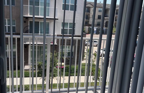 Oak Cliff Apartamento | 2-bedroom apartment in nice Dallas with fitness room, AC