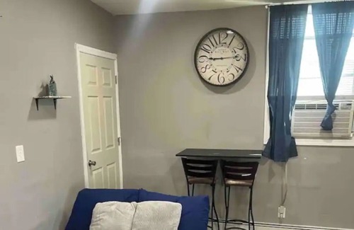 Hillside Apartamento | 2 bedroom apartment near airport