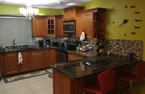 San Fernando Condominio | 2 bedroom apartment located 5 minutes from the highway & downtown shopping