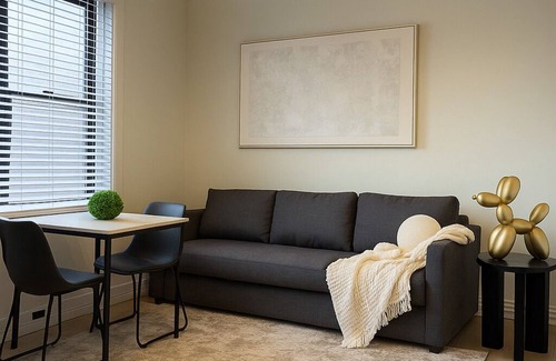 East Allegheny Apartamento | 2-bedroom apartment in wonderful Pittsburgh with WiFi, AC