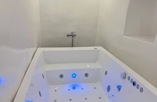 Ios Apartamento | 2-bedroom apartment with Jacuzzi in Ios